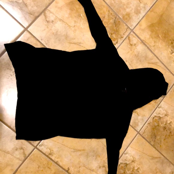 Women’s Sweater - Picture 1 of 2